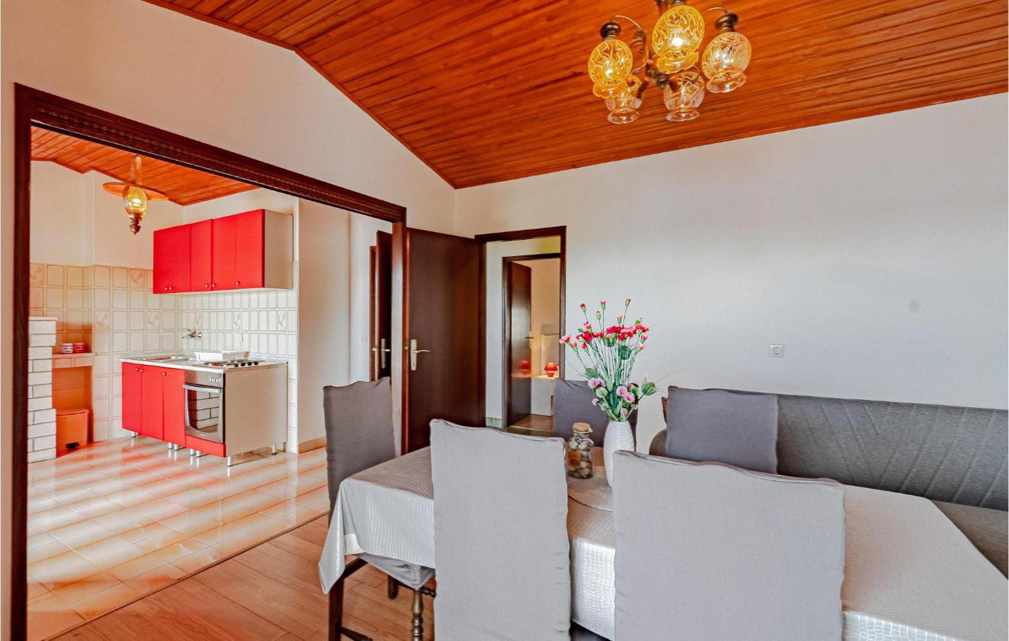 Beautiful Home In Prizba With Kitchen Exteriér fotografie